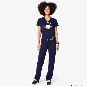 NWT*** figs Livingston scrub pants- XS -Navy